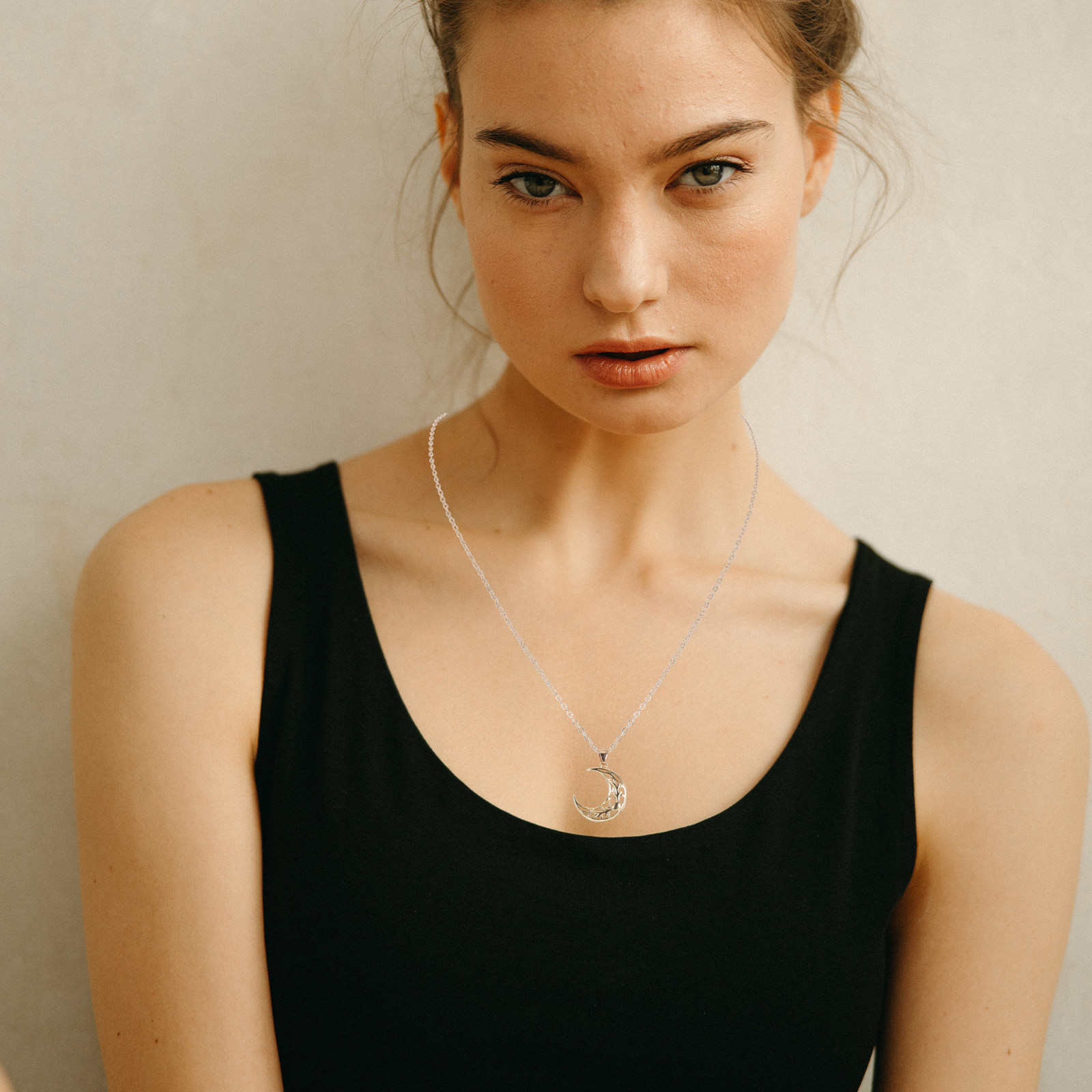 1Pair Sun Moon Necklace for Co - Magnetic Couple Matching Necklaces review and price